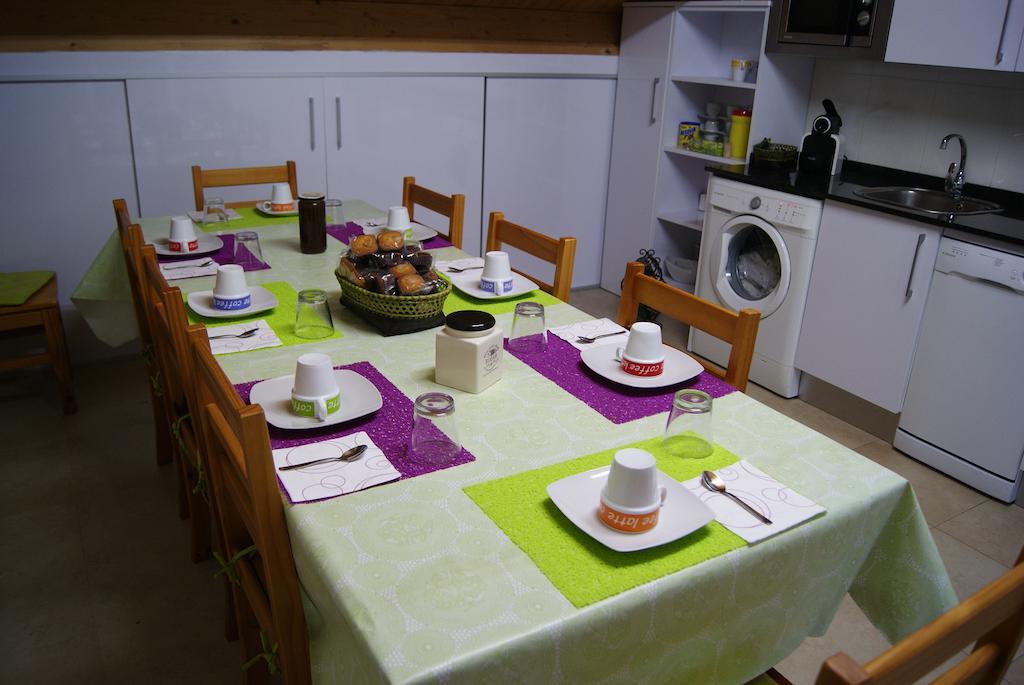 Hostal Penacardena Igea Bagian luar foto